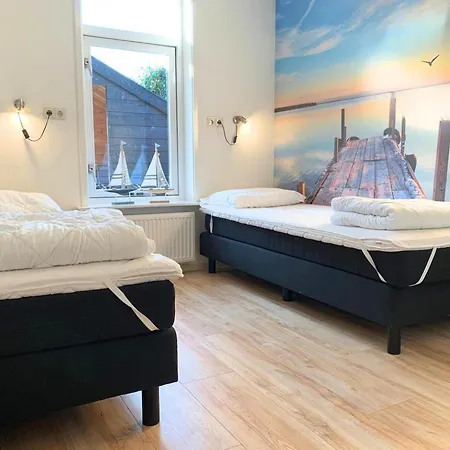 Great Near The And Sea Vakantiehuis Sint Maartensvlotbrug