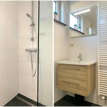 Great Near The And Sea Vakantiehuis Sint Maartensvlotbrug